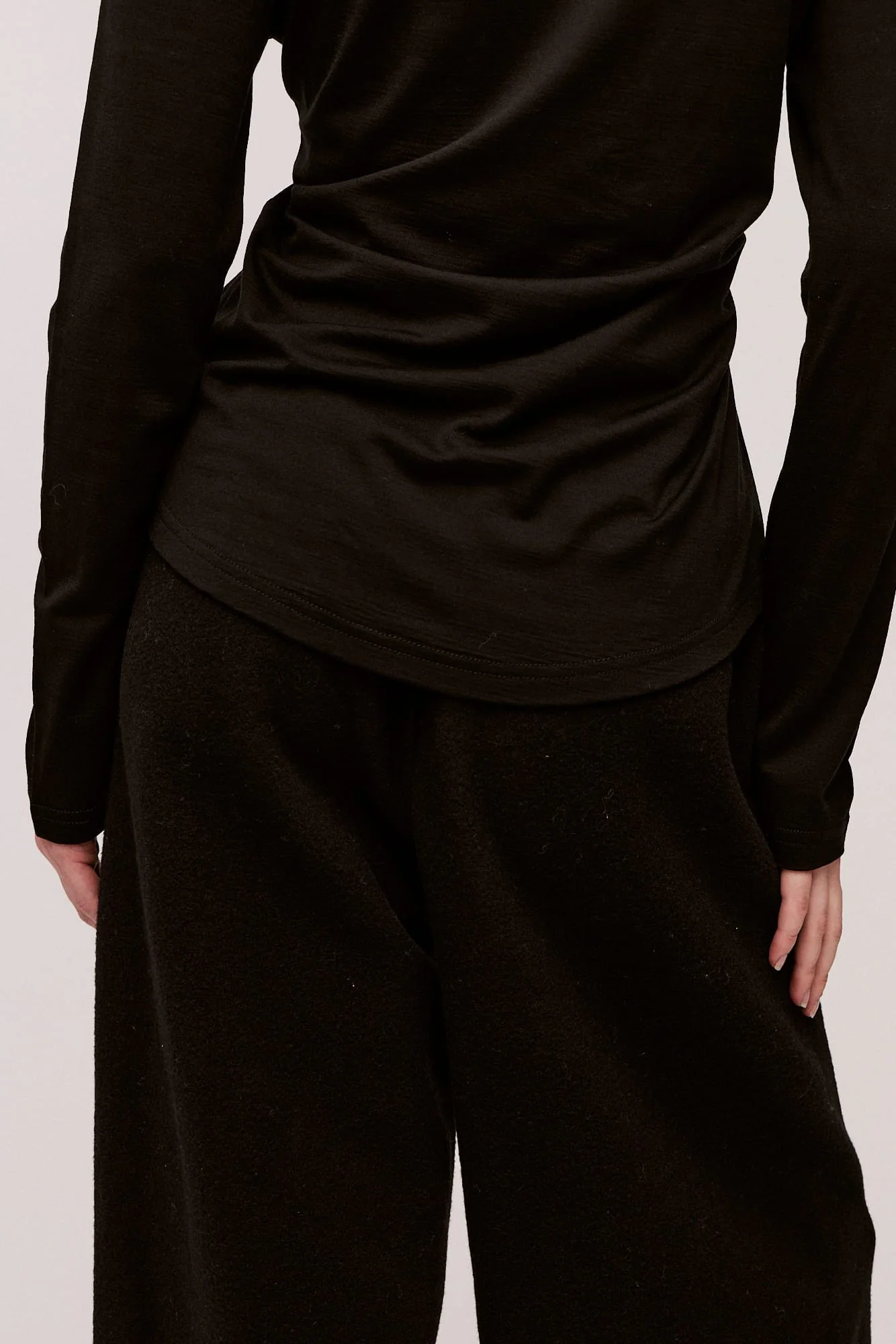 100% Ultra-Fine Merino Wool Women’s Long Sleeve - Image 5