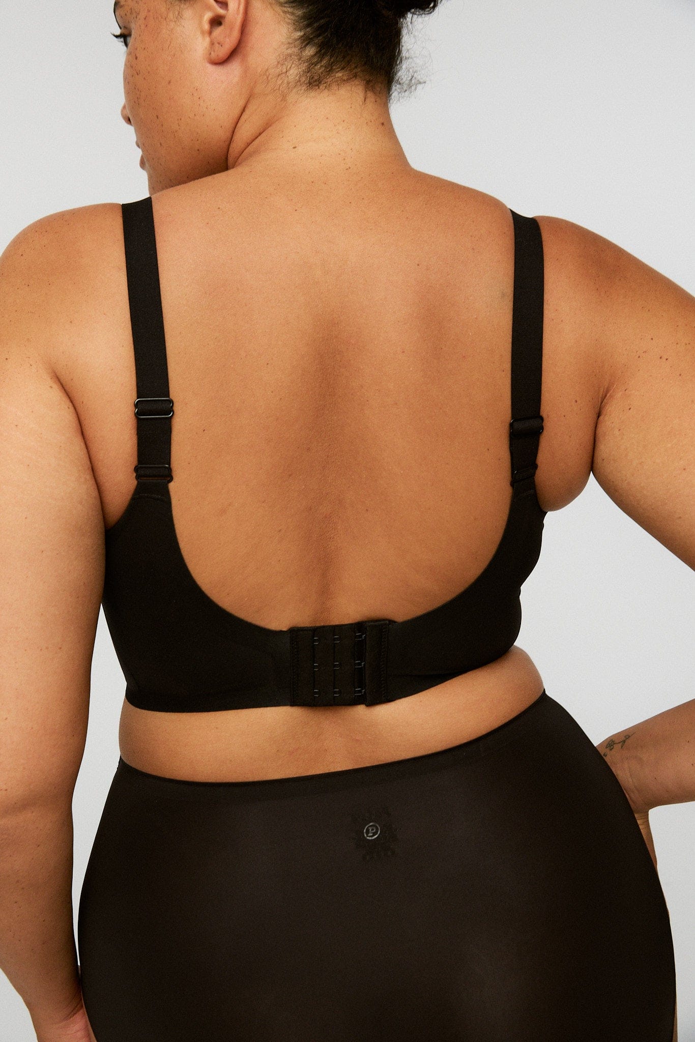 GlowTint™ Full Bust Travel Bra - Image 8