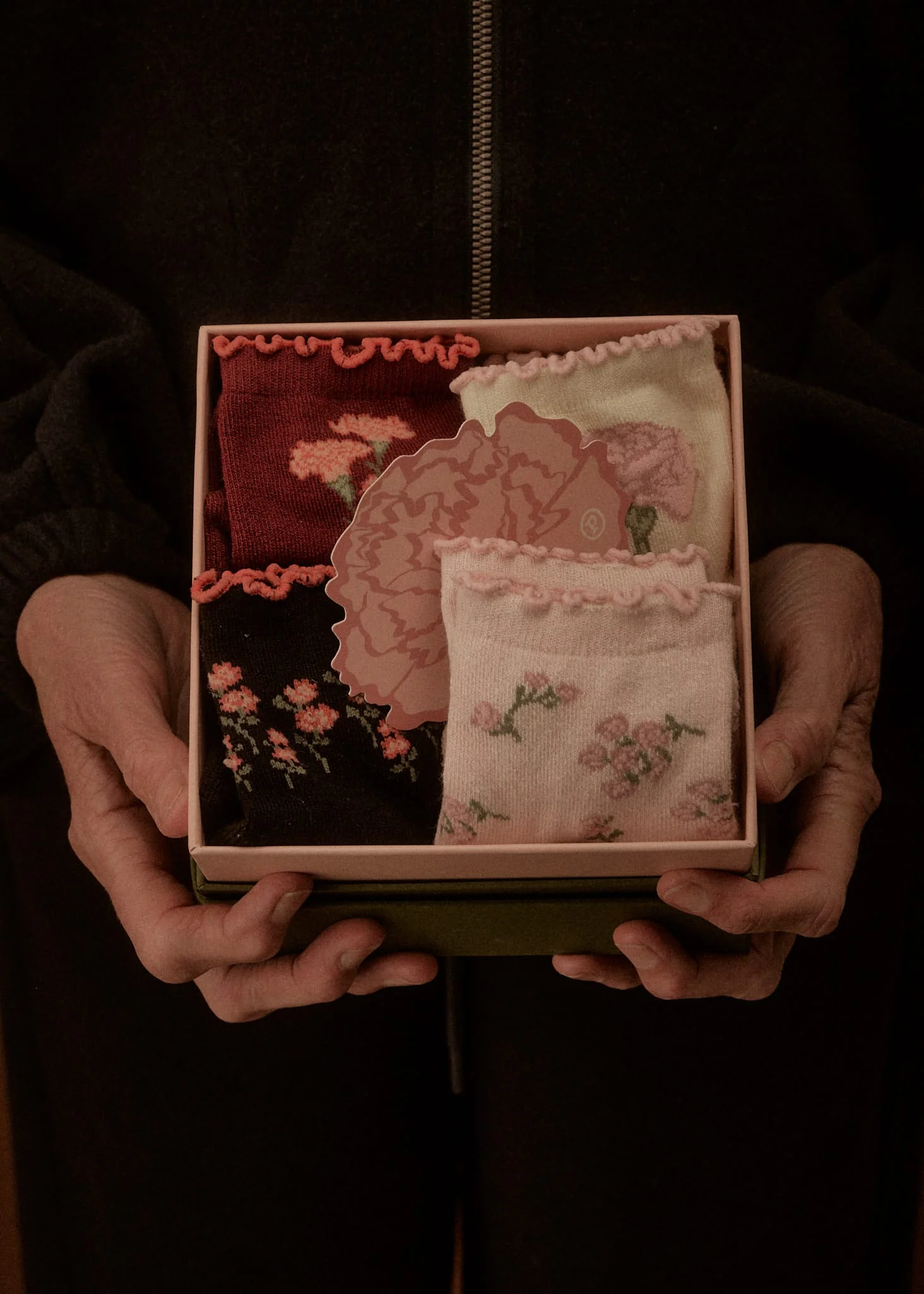 The Lovely Bouquet - Mother's Day Box - Image 6