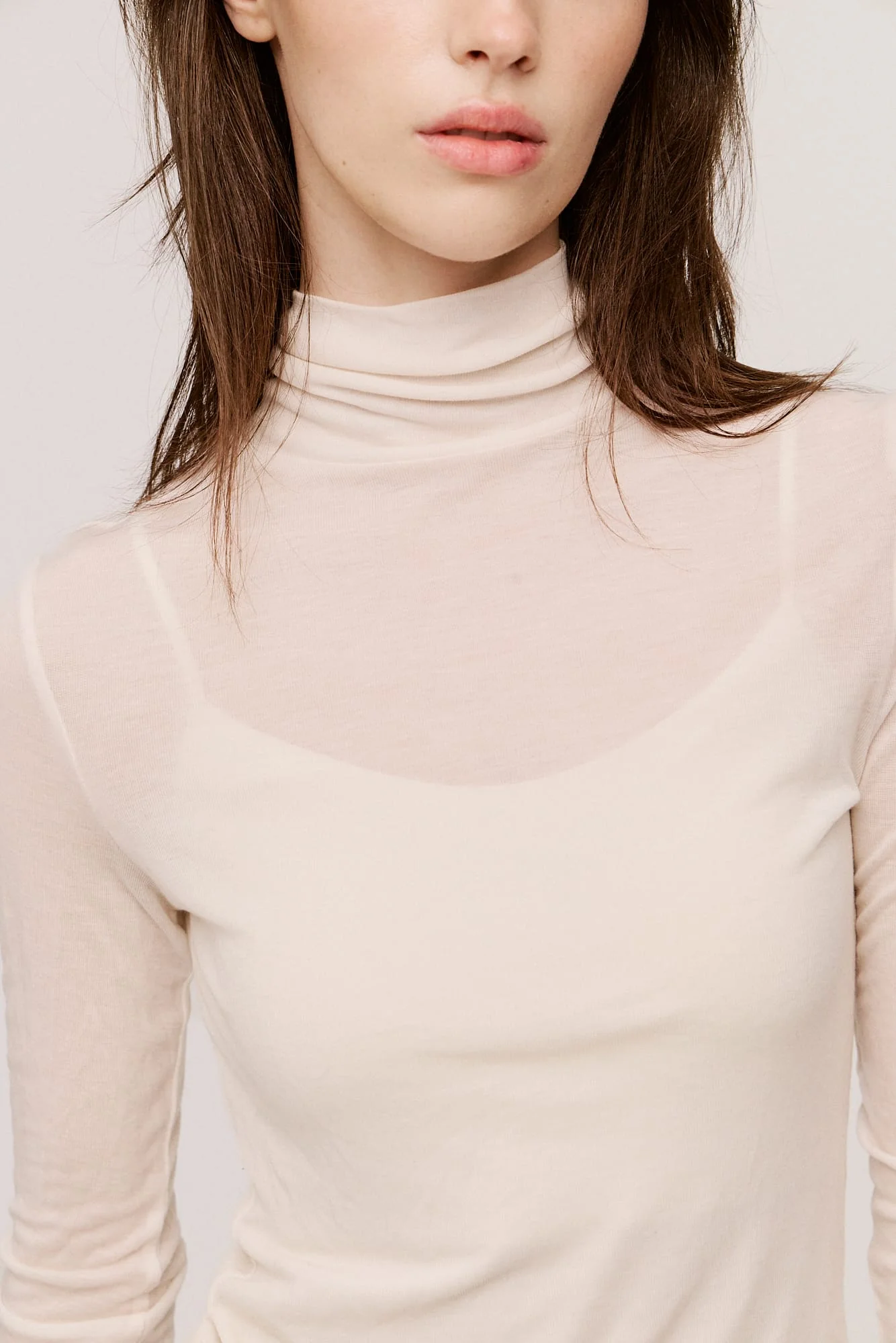 Women’s Cashmere-Blend Turtleneck Long Sleeve - Image 11